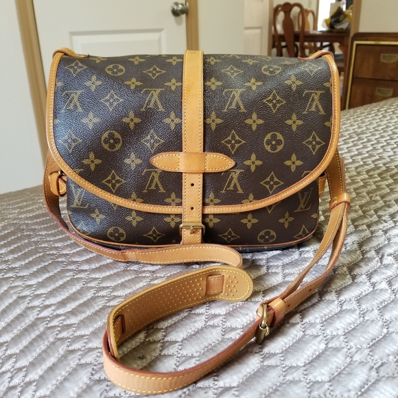 Louis Vuitton Handbags - AUTHENTIC vintage Saumur 30 (23 yrs.old)